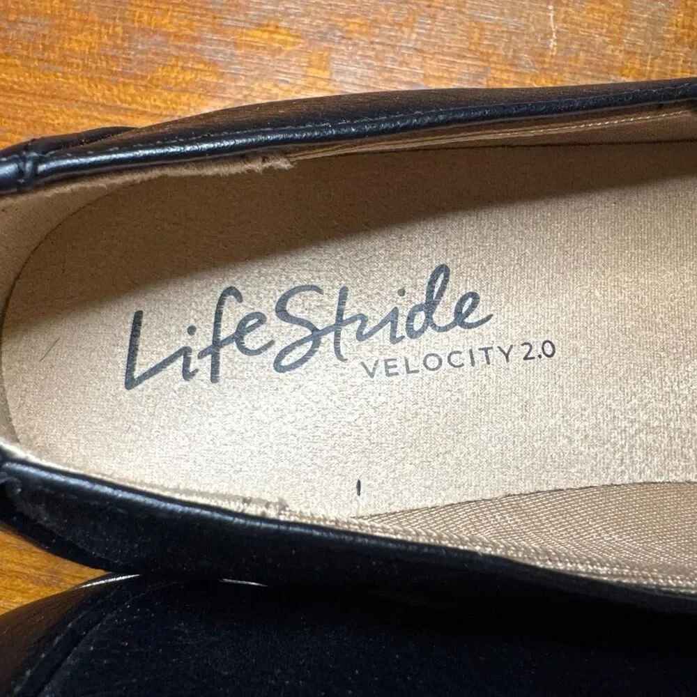 Lifestride Zee Tassle Women's Black Loafers Flats Comfort Walking